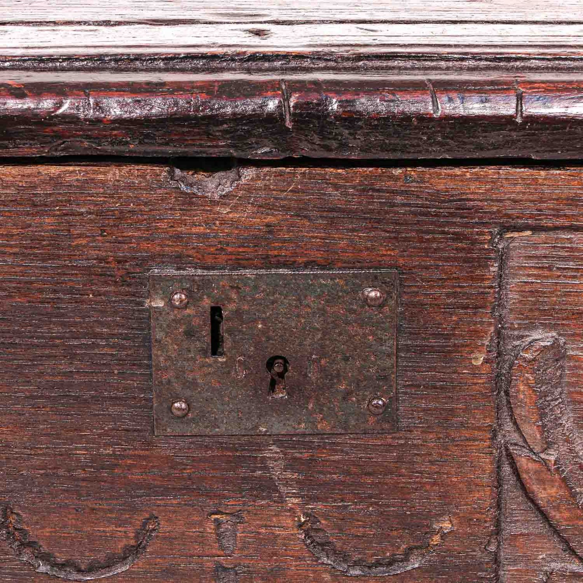 An 18th Century Oak Cabinet - Image 7 of 9