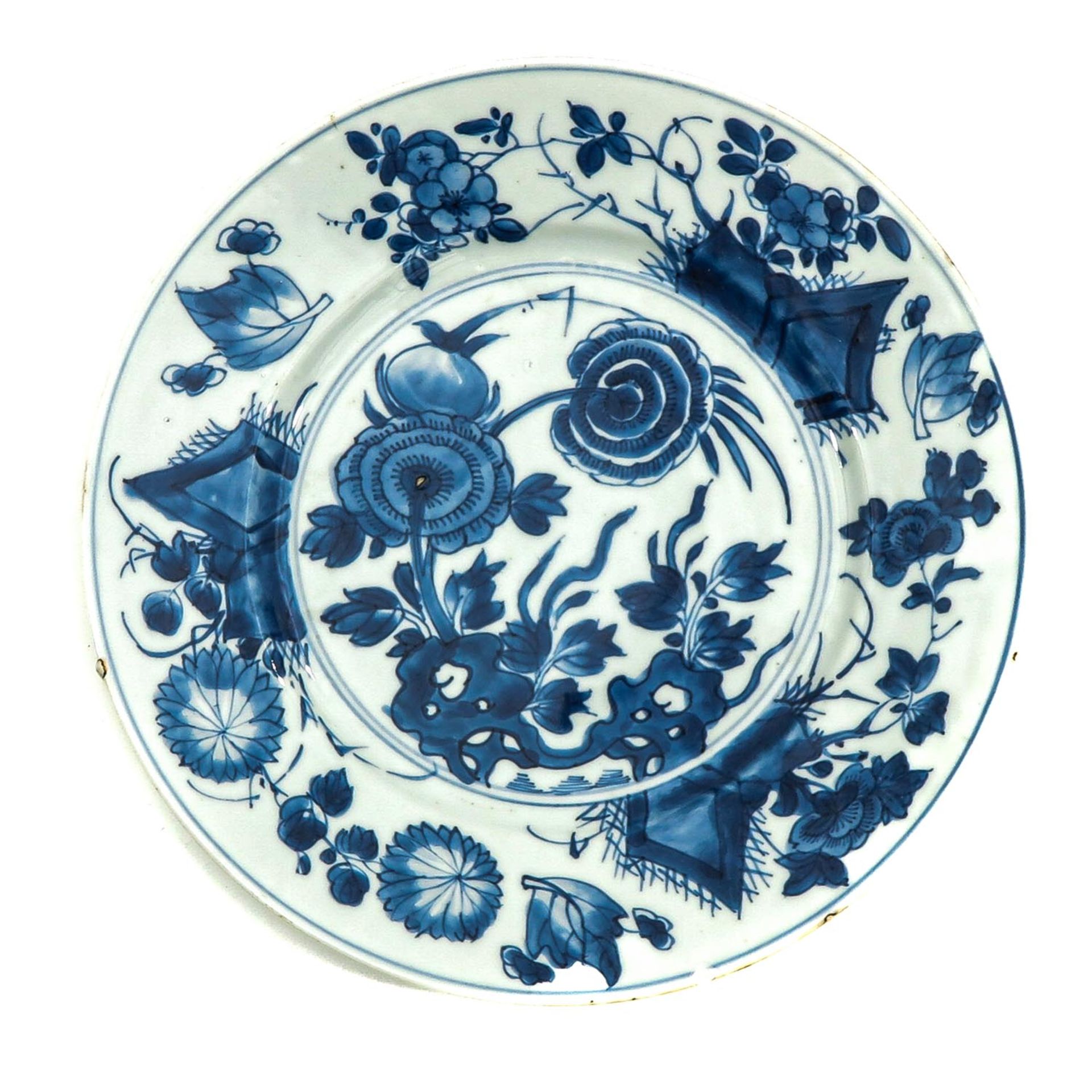 A Series of 5 Blue and White Plates - Bild 7 aus 10