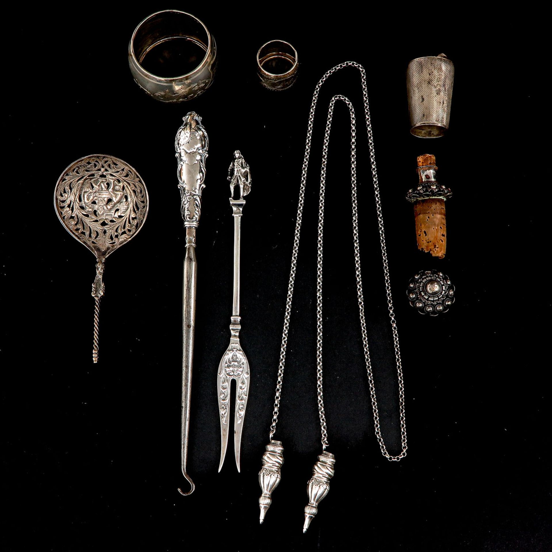 A Collection of Items - Image 7 of 10