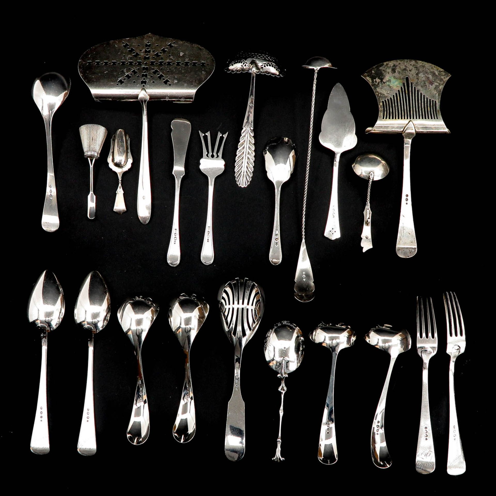A Diverse Collection of Cutlery - Bild 2 aus 6