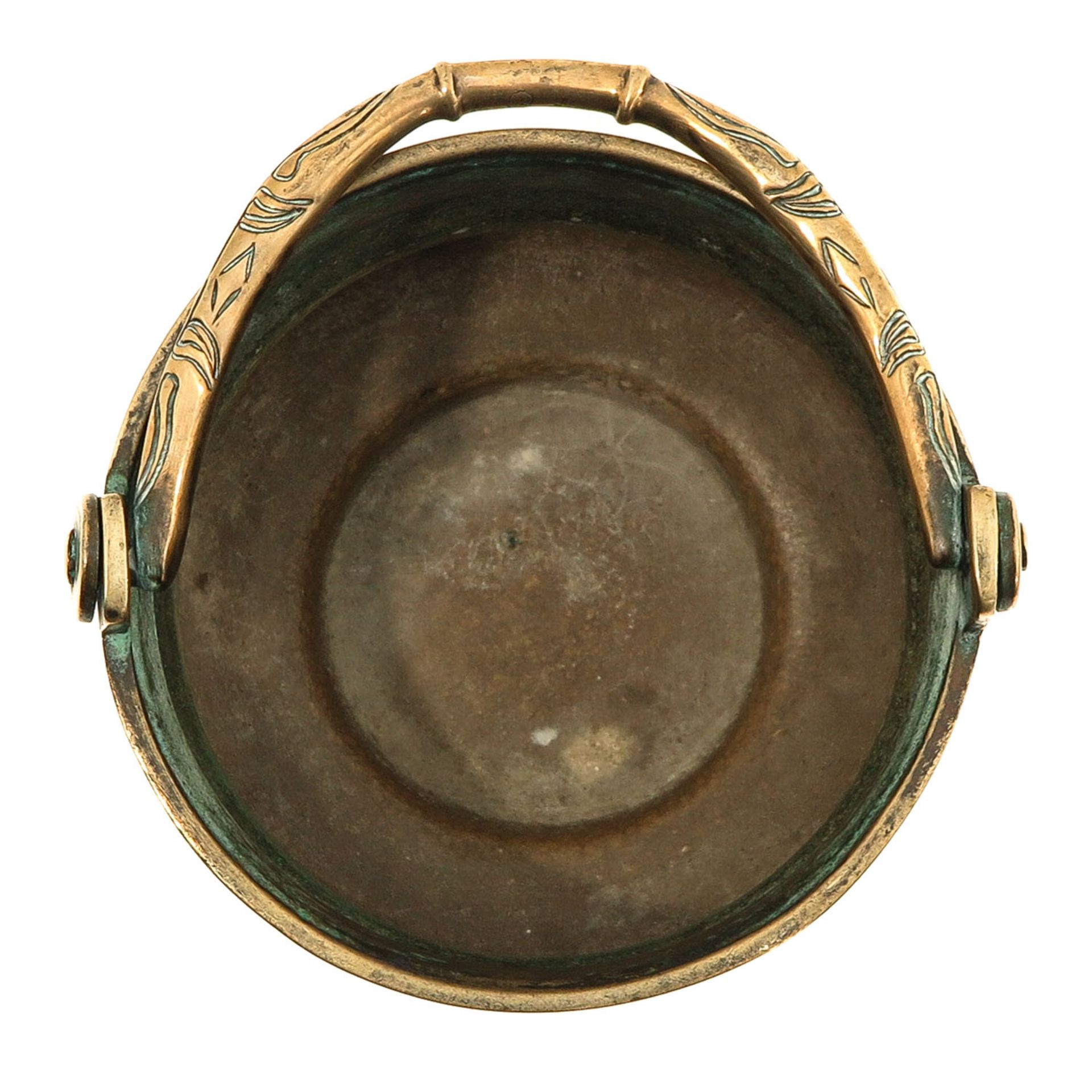 A 17th Bronze Bucket - Image 5 of 7