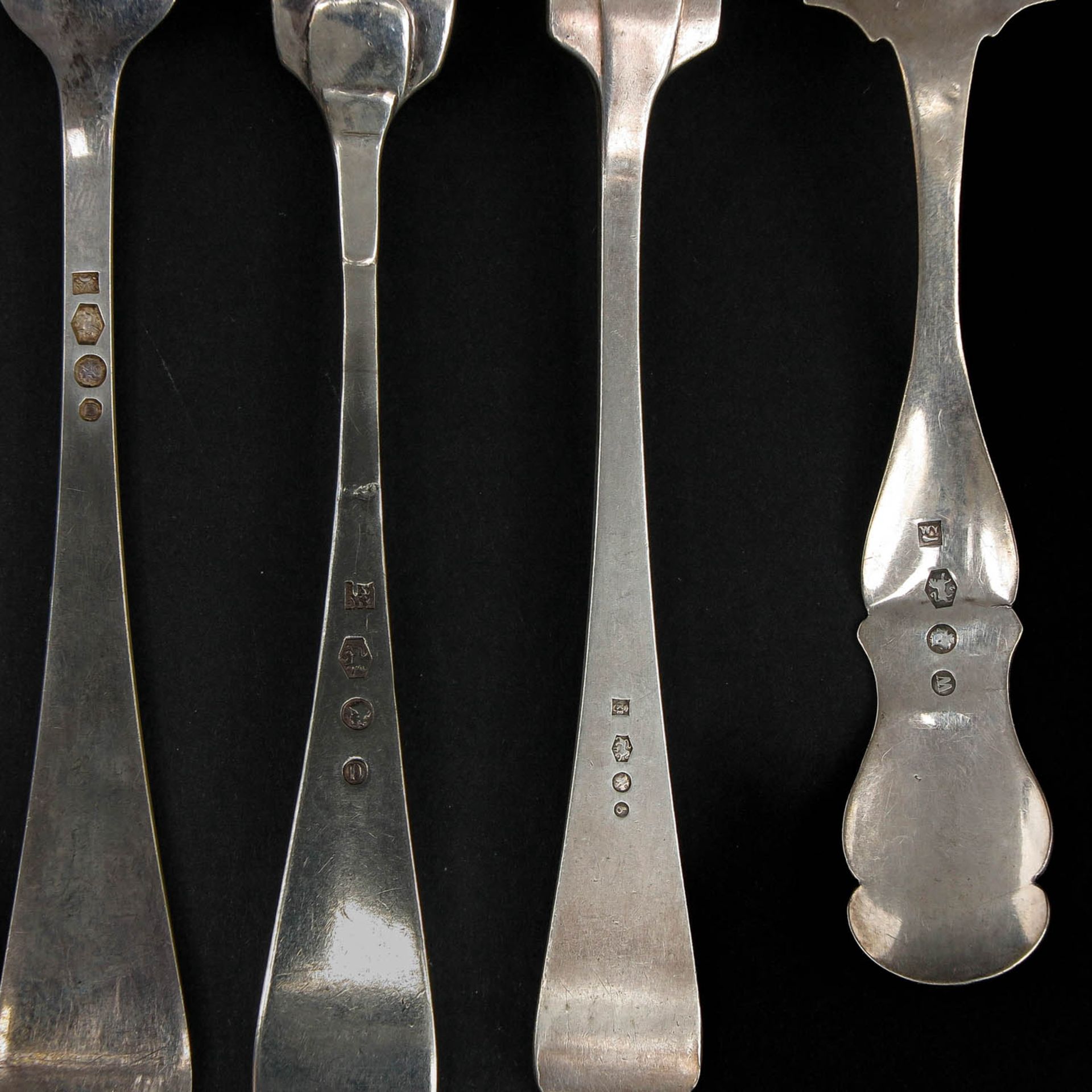 A Collection of Silver Cutlery - Image 3 of 8