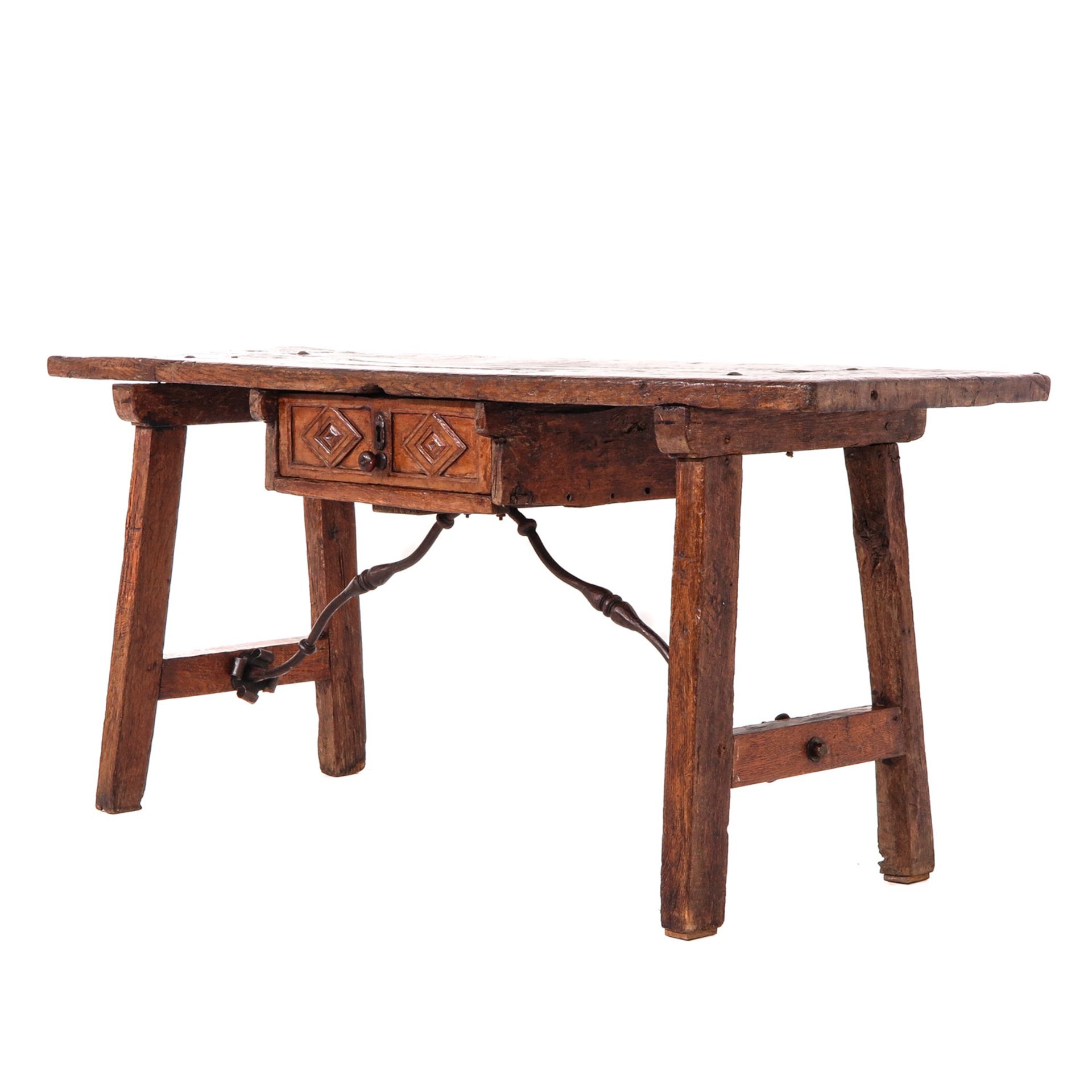 A Massive Walnut Spanish Table - Bild 3 aus 9