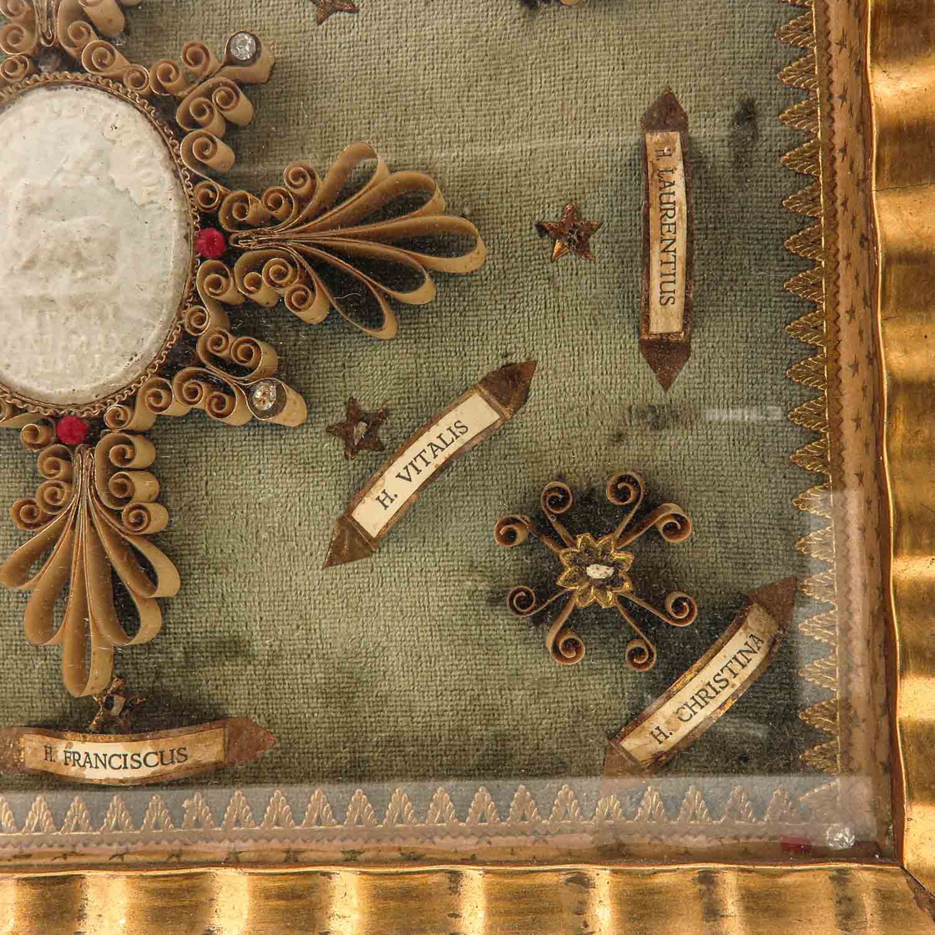 A Relic Frame Holding 12 Relics - Bild 6 aus 7