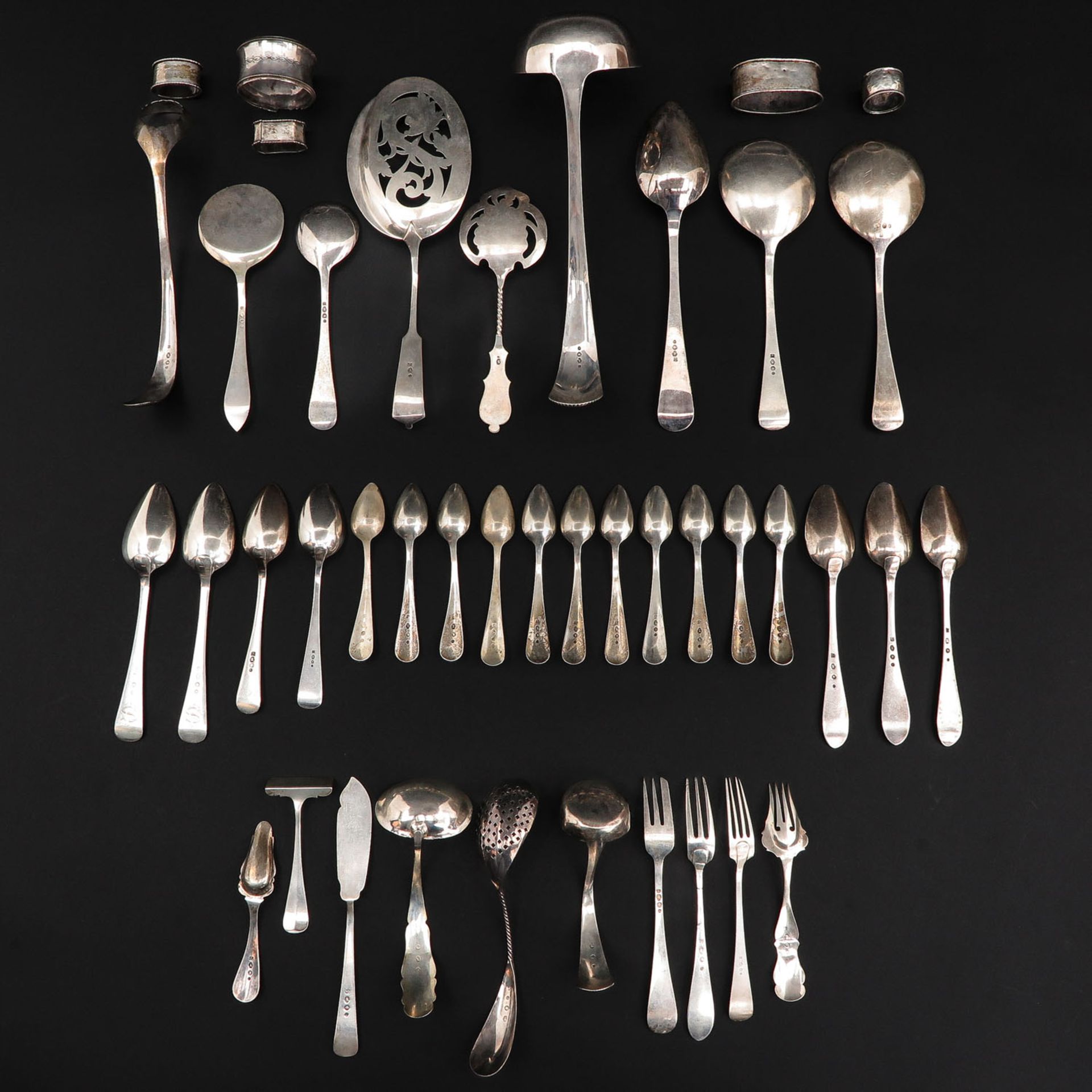 A Collection of Silver Cutlery - Image 2 of 8