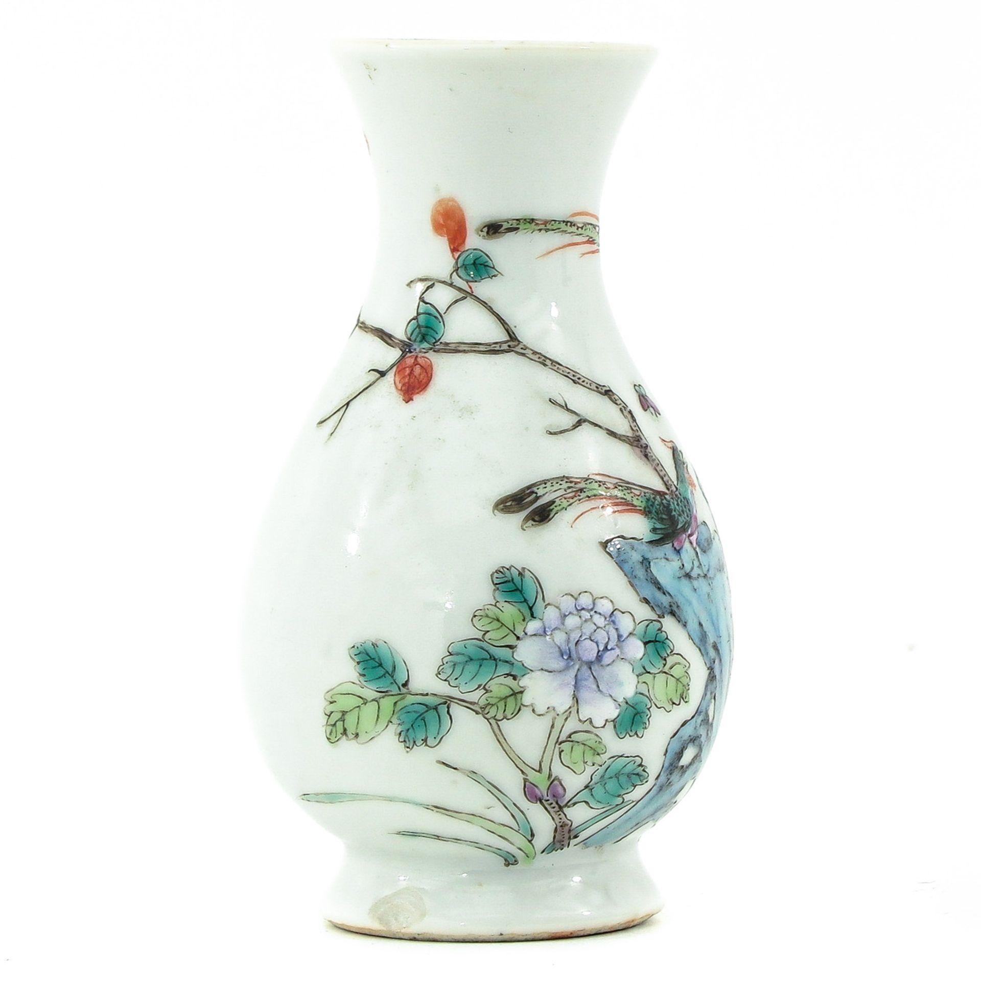 A Small Famille Rose Vase - Bild 4 aus 9