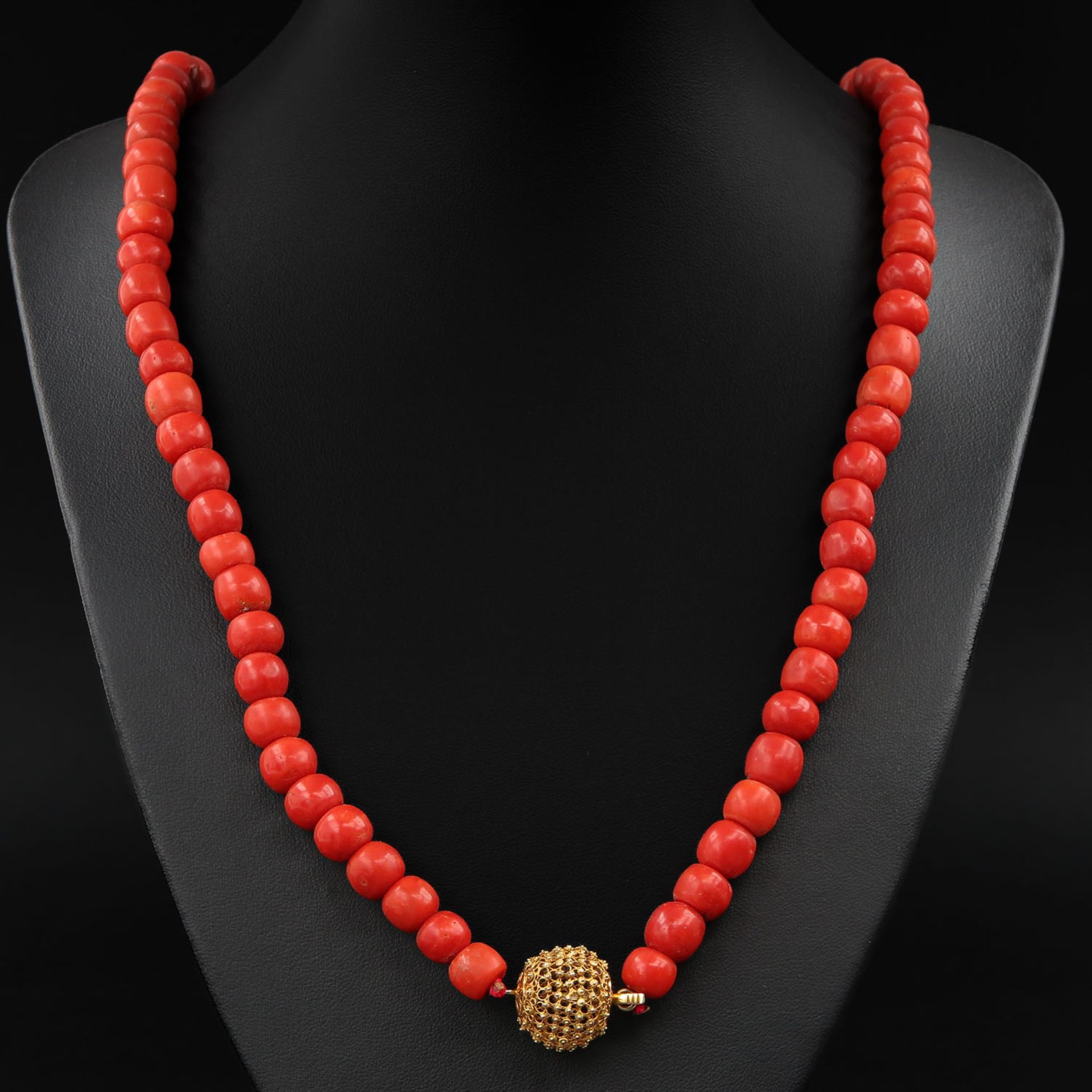 A Single Strand Red Coral Necklace