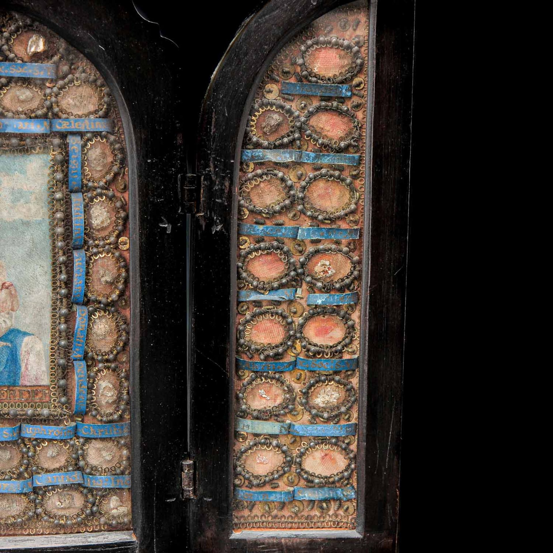 An 18th - 19th Century Ebony Wood Triptych Holding 56 Relics - Image 10 of 10