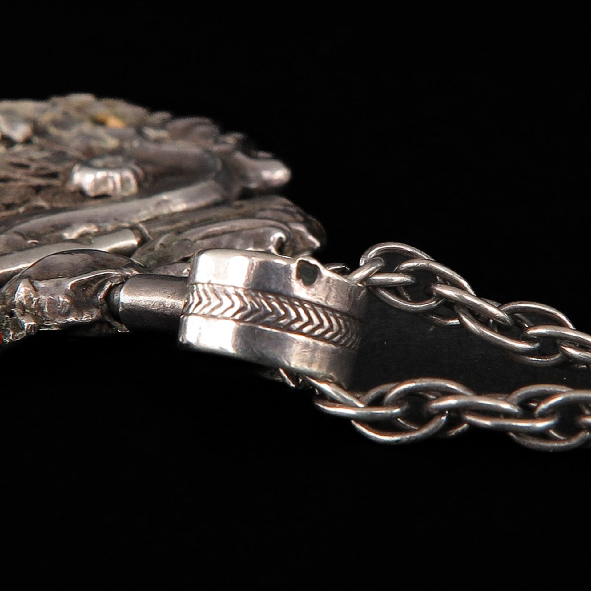 A Silver Chain - Image 3 of 3