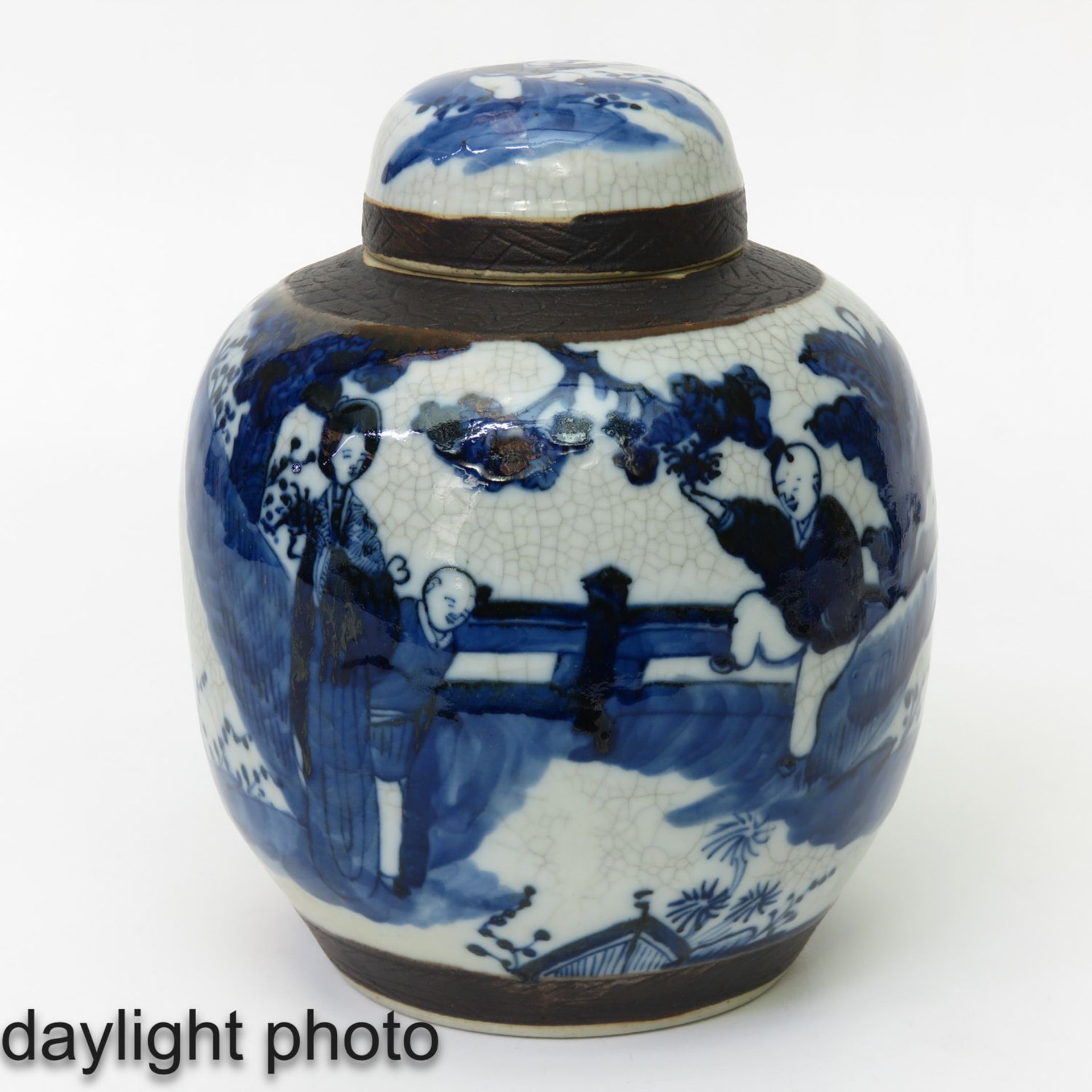 A Nanking Ginger Jar - Image 7 of 10