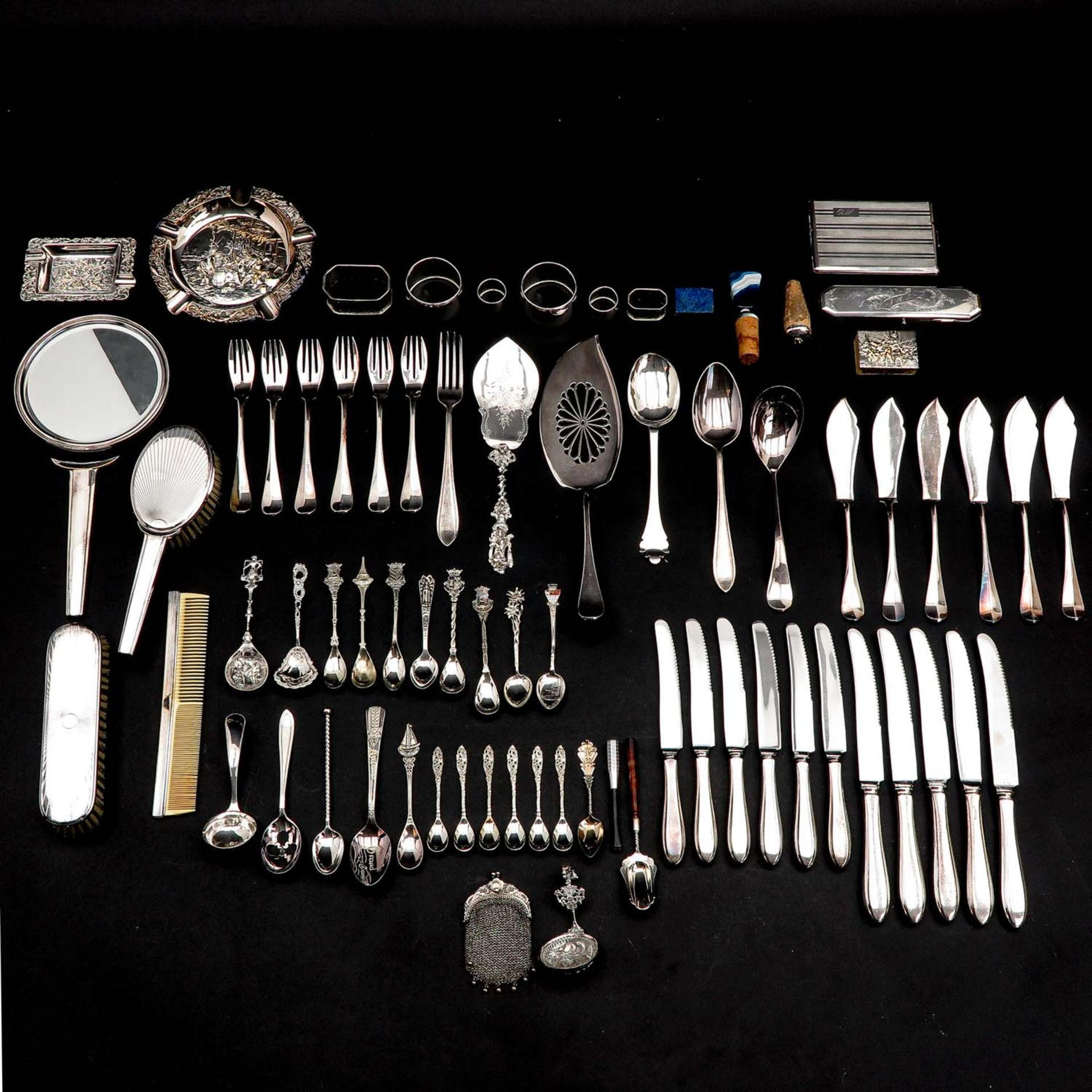 A Large Lot of Plated Items - Bild 7 aus 10