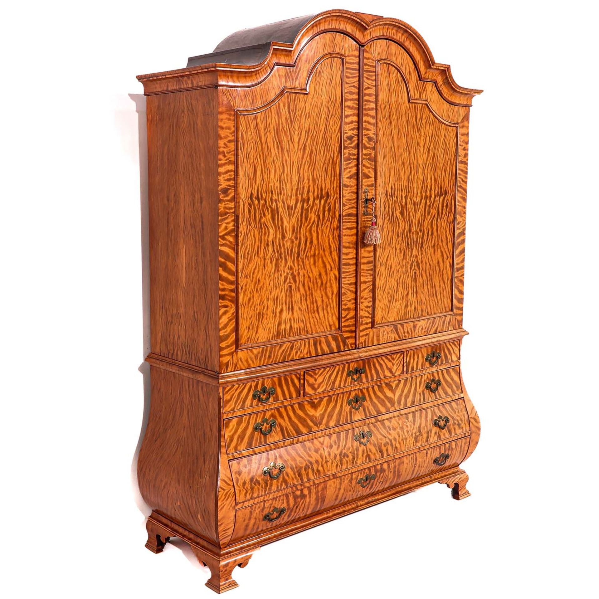 An 18th Century Dutch Cabinet - Bild 2 aus 10