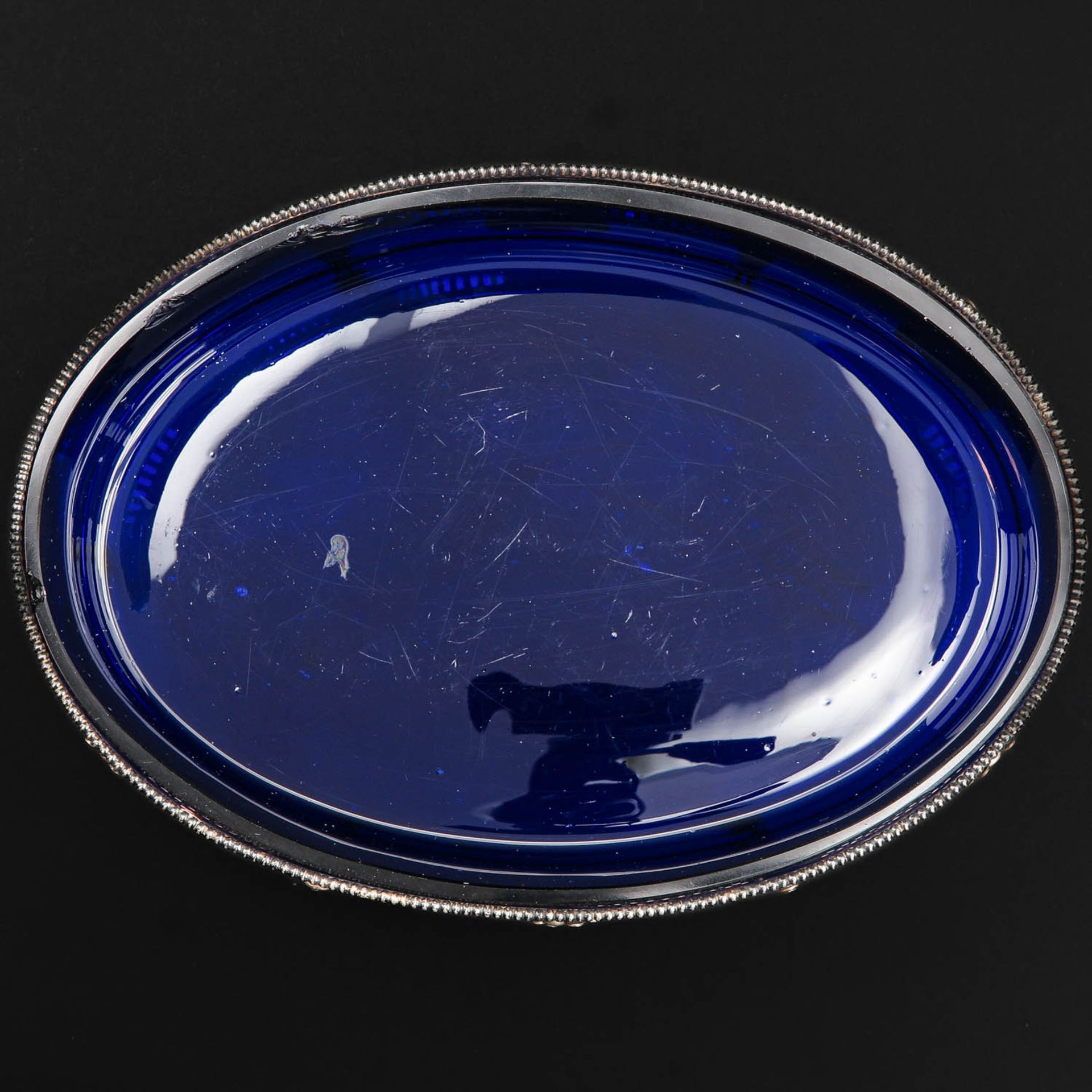 A Cobalt Blue and Silver Center Piece - Bild 5 aus 8