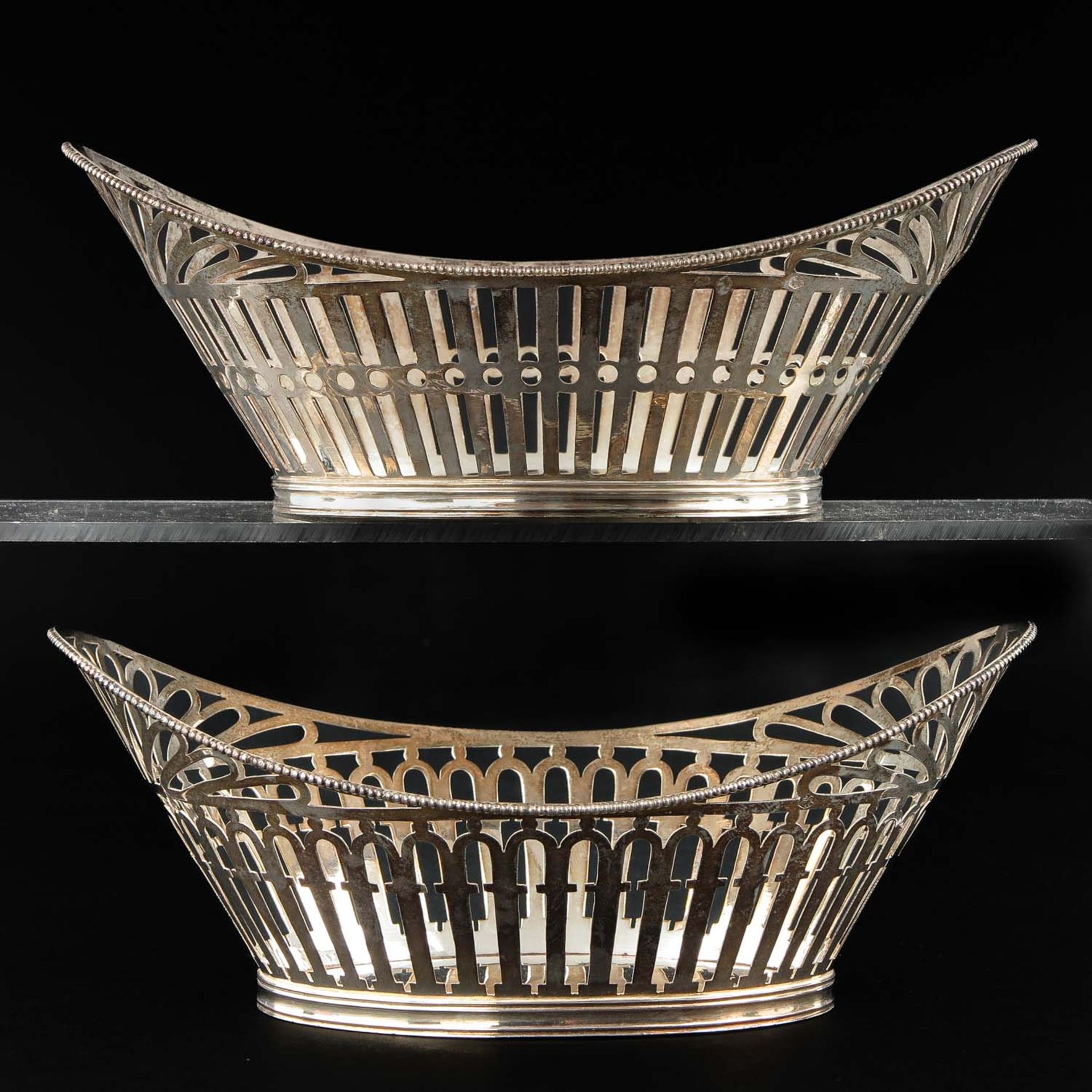 A Pair of Silver Baskets - Bild 3 aus 10