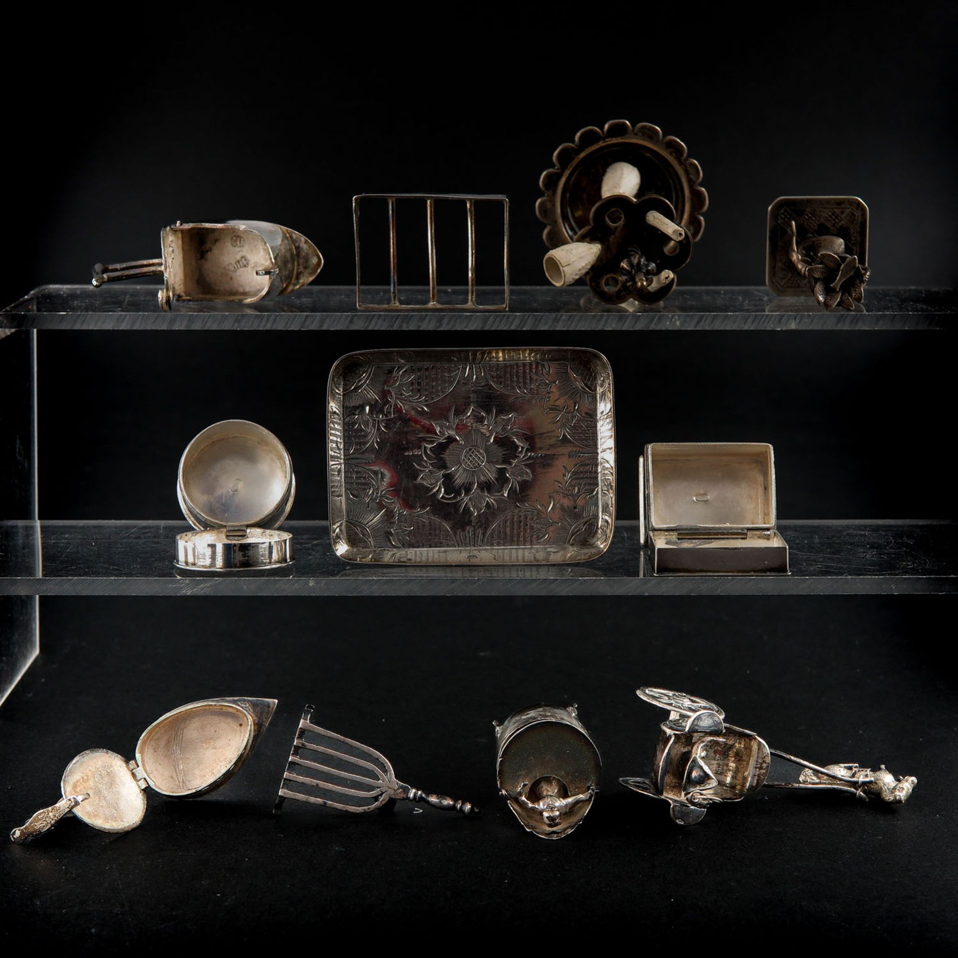 A Collection of Miniature Silver - Image 5 of 10
