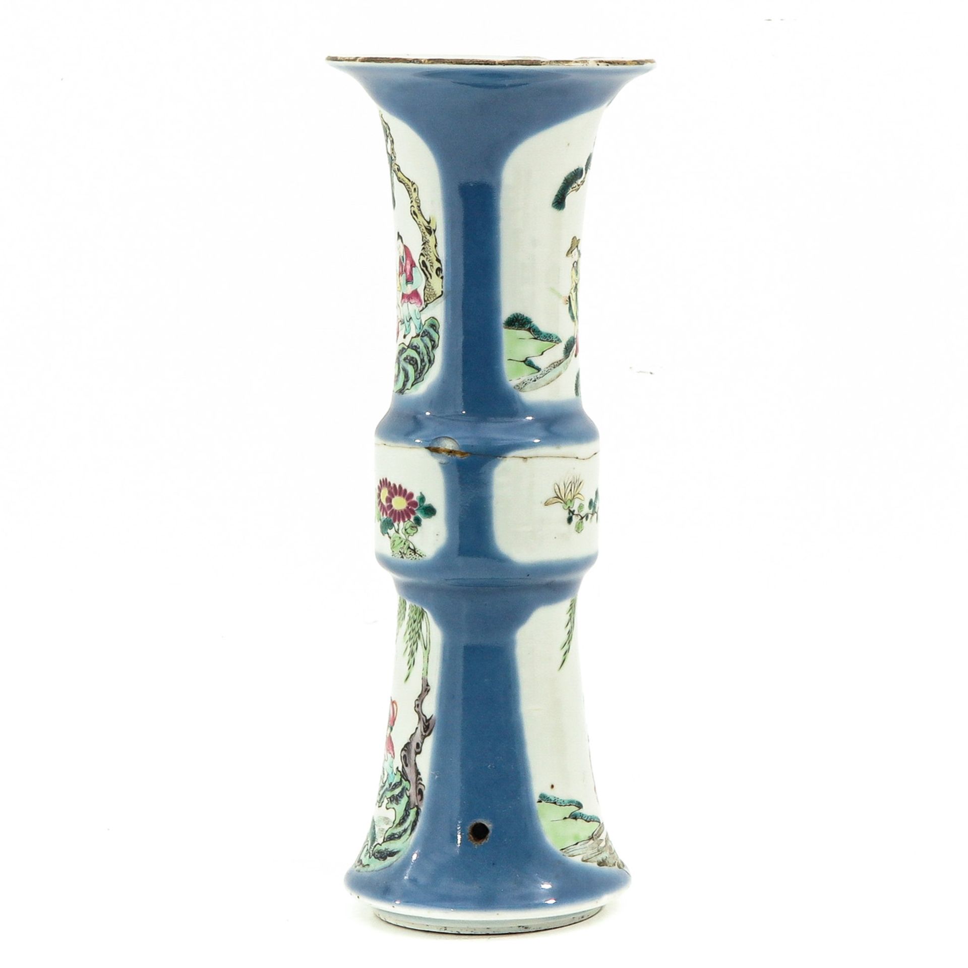 A Powder Blue Gu Vase - Image 2 of 9