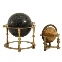 A Lot of 2 Table Globes