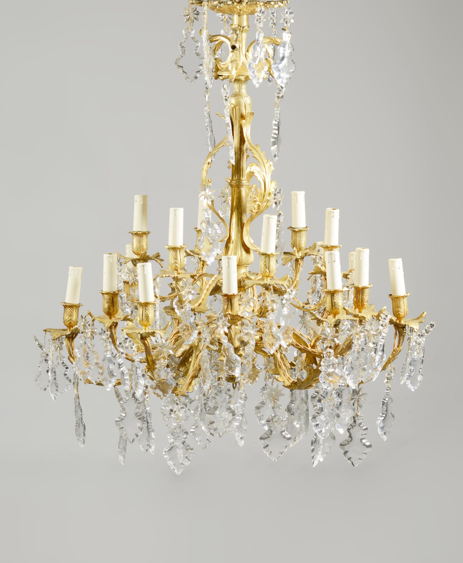 A Louis XV style chandelier