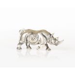 A rhinoceros, Silver 915/000 sculpture, Engraved decoration, 20th/21st century, Post-2021