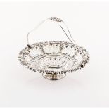 A one handle round basket, Silver 833/000, Pierced and engraved decoration, Oporto hallmark (1938-