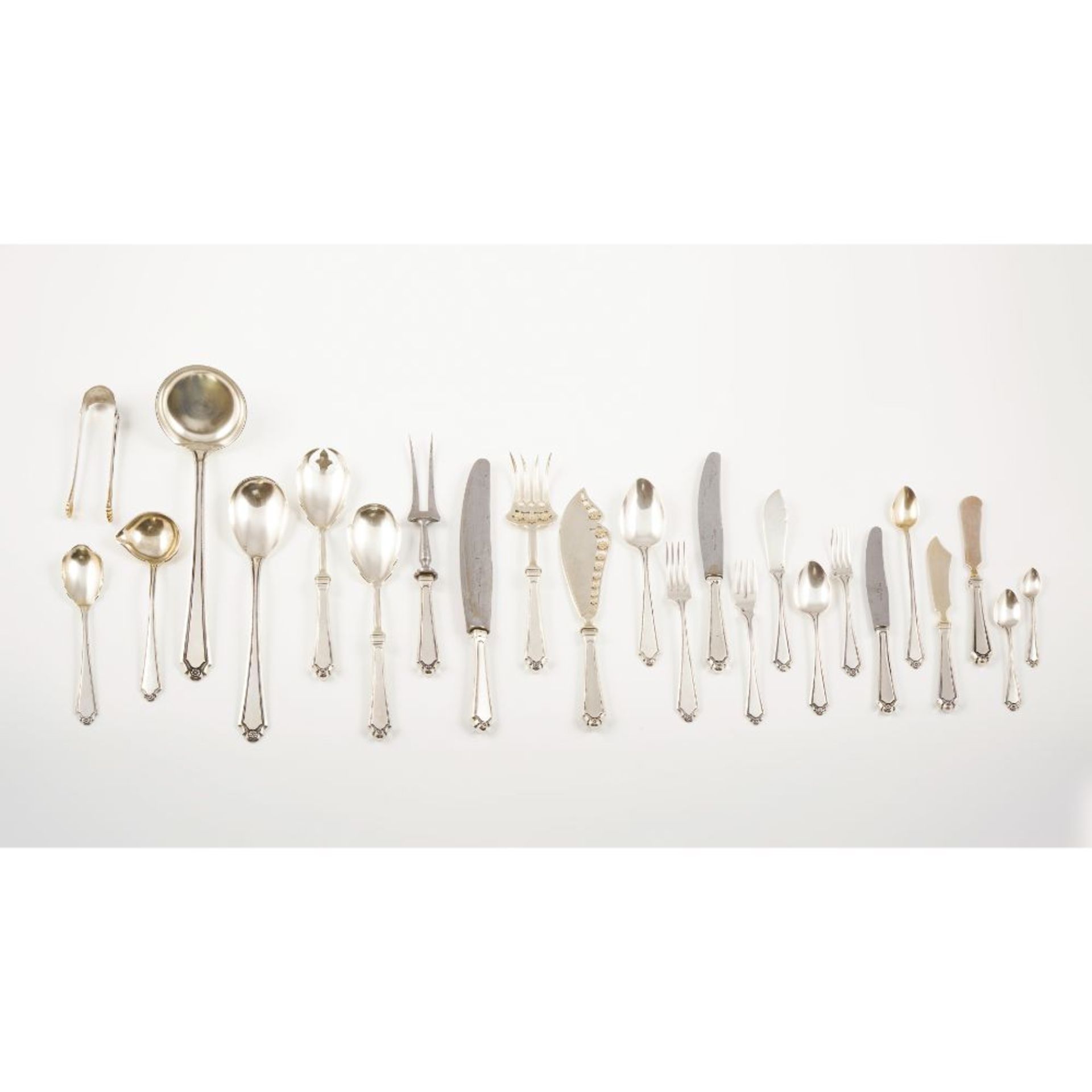 A twelve cover cutlery set - Image 2 of 2