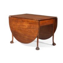 A D.João V drop leaf table