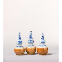 A set of three blue and white and cafe au lait rose water sprinklers 康熙时期青花咖啡釉玫瑰水细嘴壶三件套