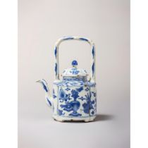 A blue and white quatre-lobed loop-handeled teapot and cover 康熙青花四叶环把茶壶及盖，"百古图"案及花卉纹饰