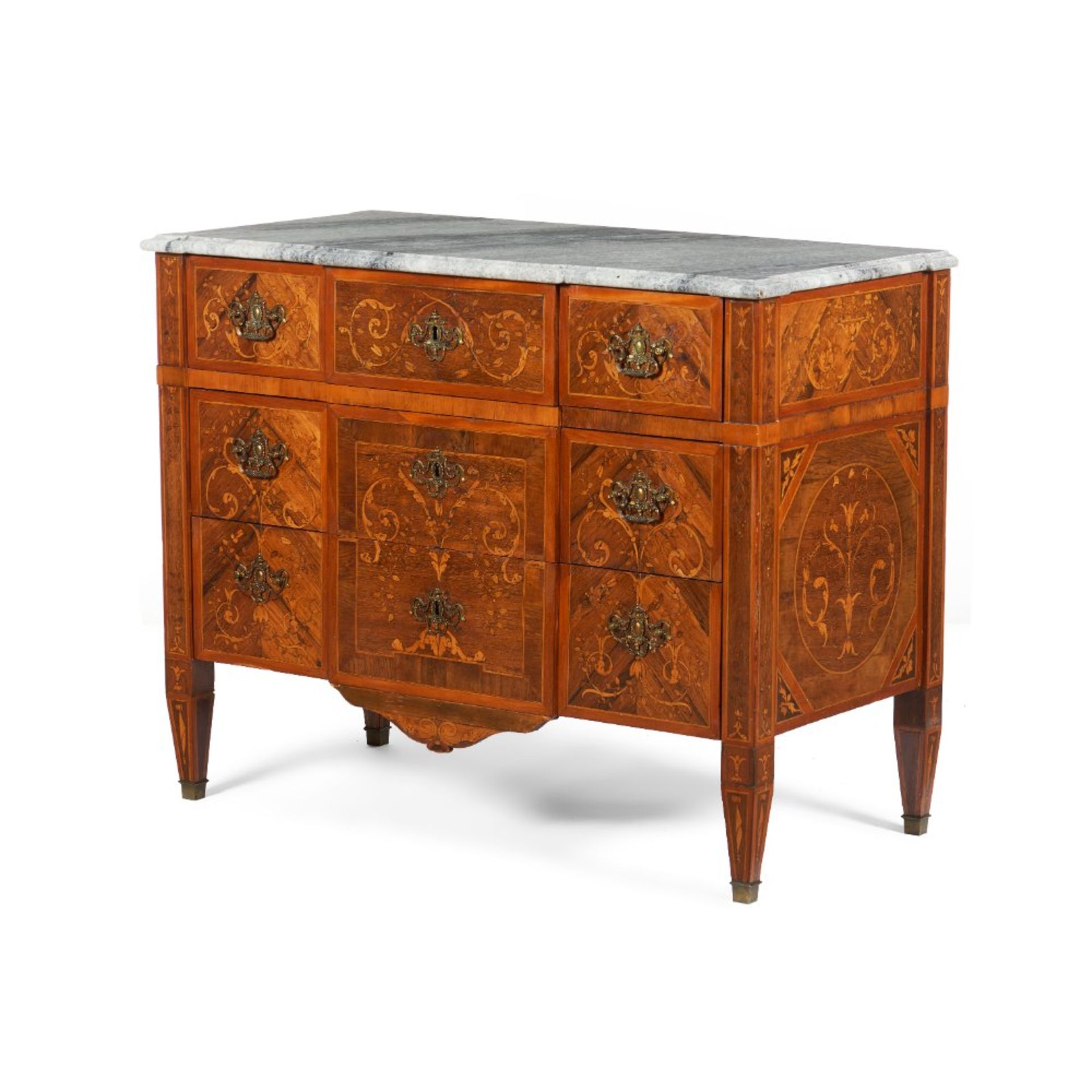 A D. Maria chest of drawers
