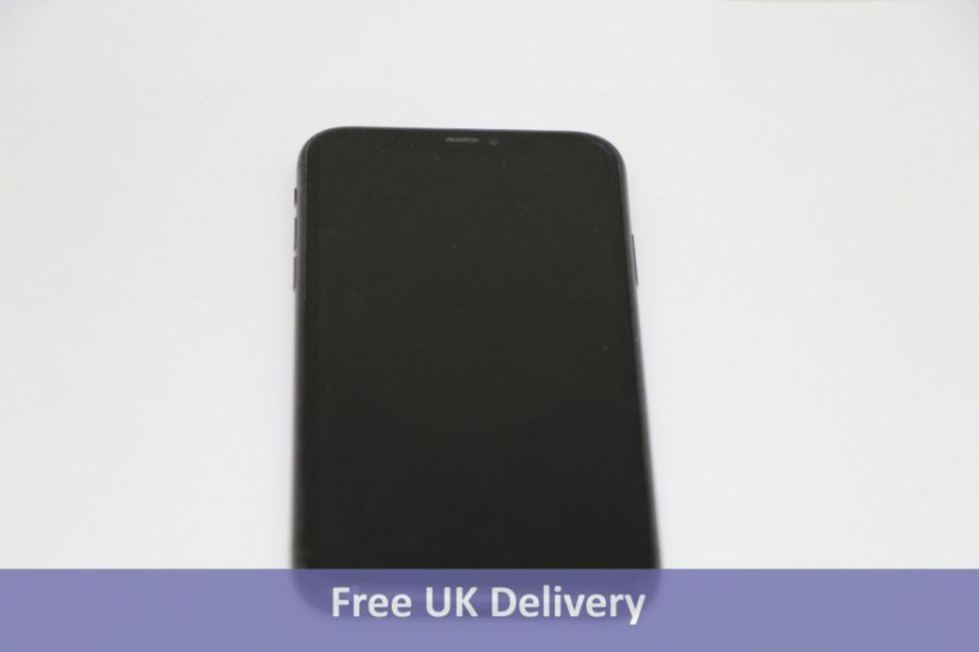 Apple iPhone 11, 64 GB, Black. Used, no box or accessories. Checkmend clear, ref. CM18756592-1C97E