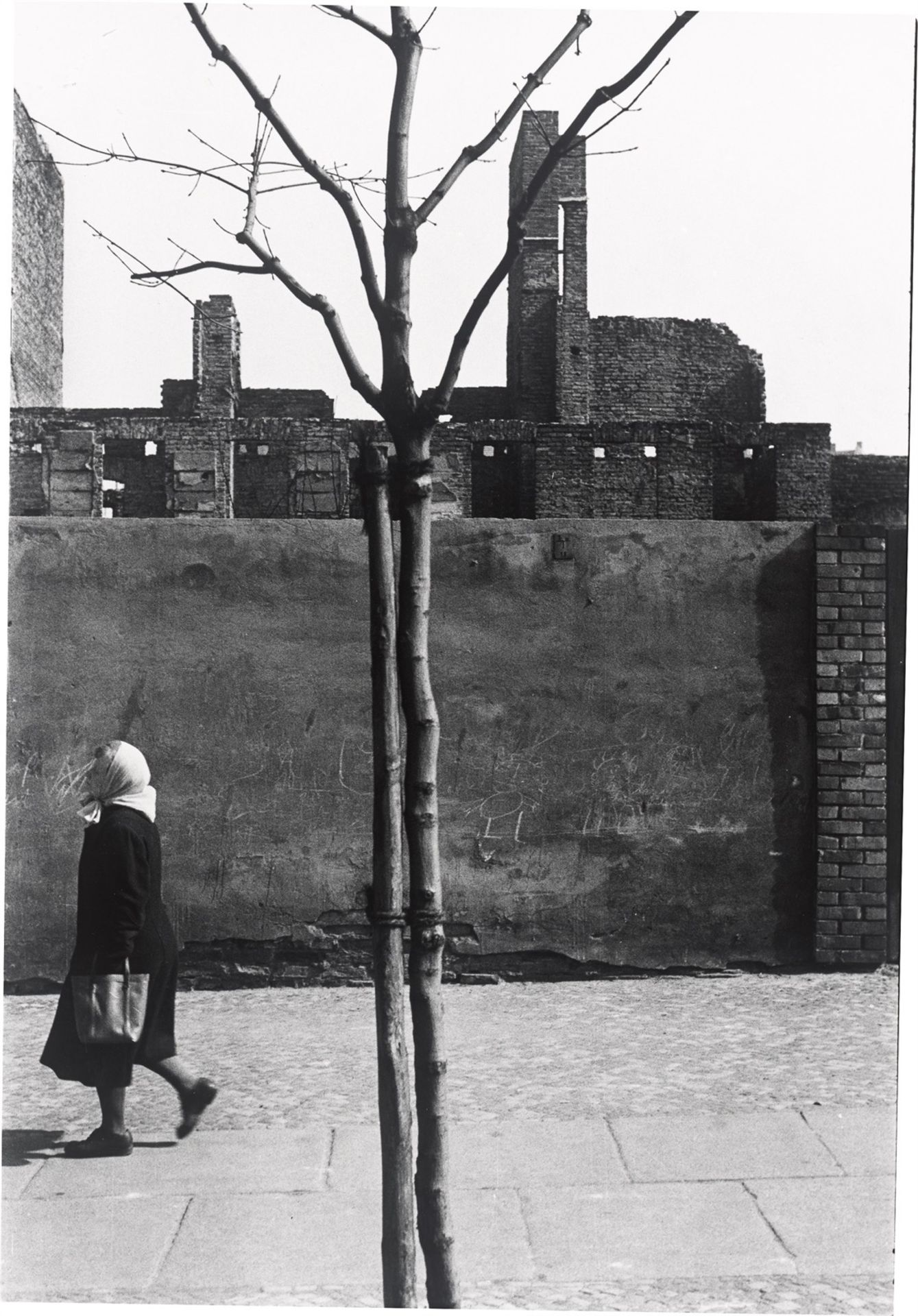 Will McBride. „Berlin, Alt Moabit“. 1956