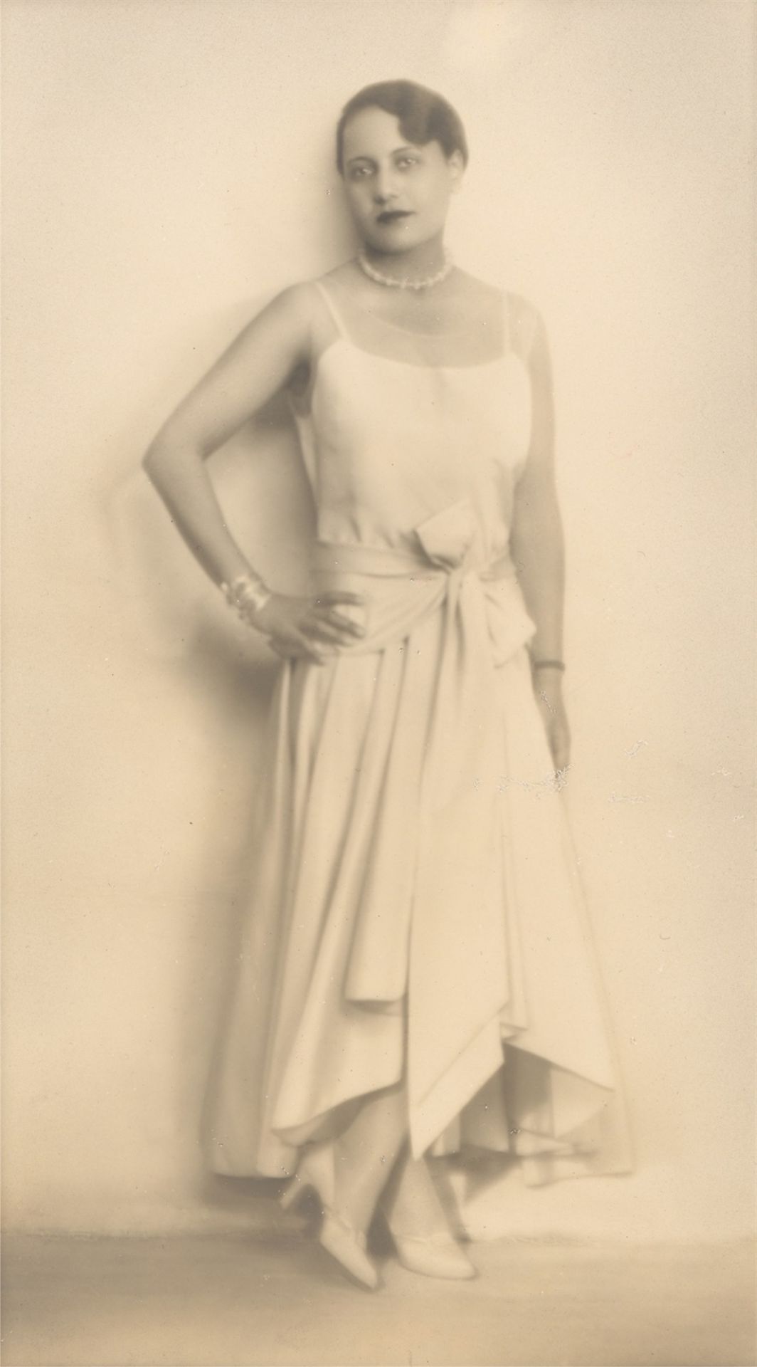 Debenham & Gould. Fashion photographs. Circa 1928/29