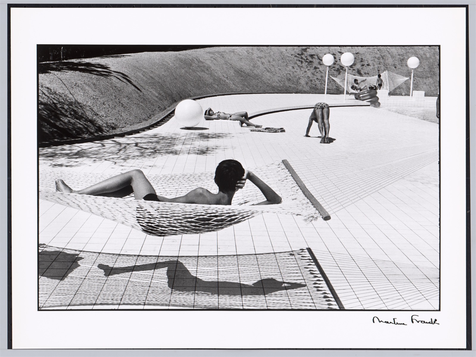 Martine Franck. Swimming Pool designed by Alain Capèilleres, Le Brusc, Var, France, Summer. 1976 - Image 2 of 4