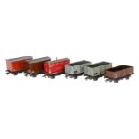 6 Hornby Dublo Güterwagen, Spur H0, LS und Alterungsspuren, L 8, Z 3