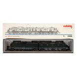 Märklin Doppellok ”11801” 33591, Spur H0, grün, Alterungsspuren, im OK, Deckel von Innenverpackung