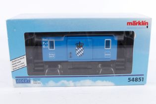 Märklin Maxi Gepäckwagen 54851, Spur 1, blau, Alterungsspuren, L 27,5, im leicht besch. OK, Z 2-3