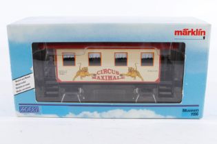 Märklin Maxi Zirkuswagen ”Museum 1996” 54704, Spur 1, beige/rot, Alterungsspuren, L 27,5, im