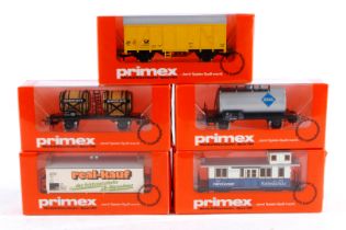 5 Primex Wagen, Spur H0, darunter 4021, 4546, 4558 und 4580, Alterungsspuren, je im tw besch. OK,