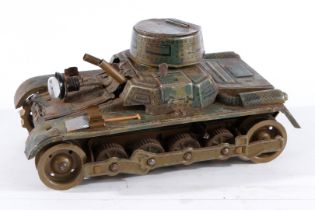 Gama Panzer, Mimikry, Uhrwerk intakt, mit elektr. Beleuchtung, NV, L 19, Z 3