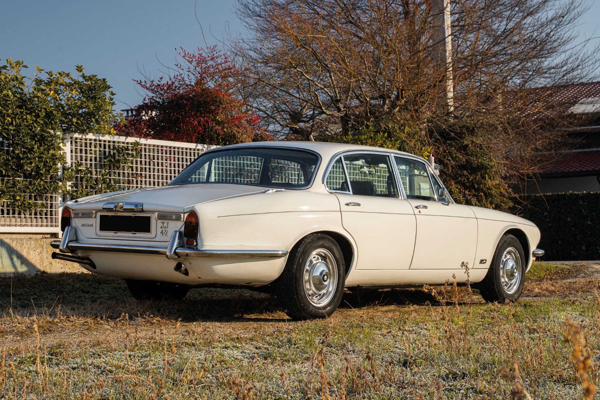 1976 JAGUAR XJ6, 4.2 - Image 4 of 6