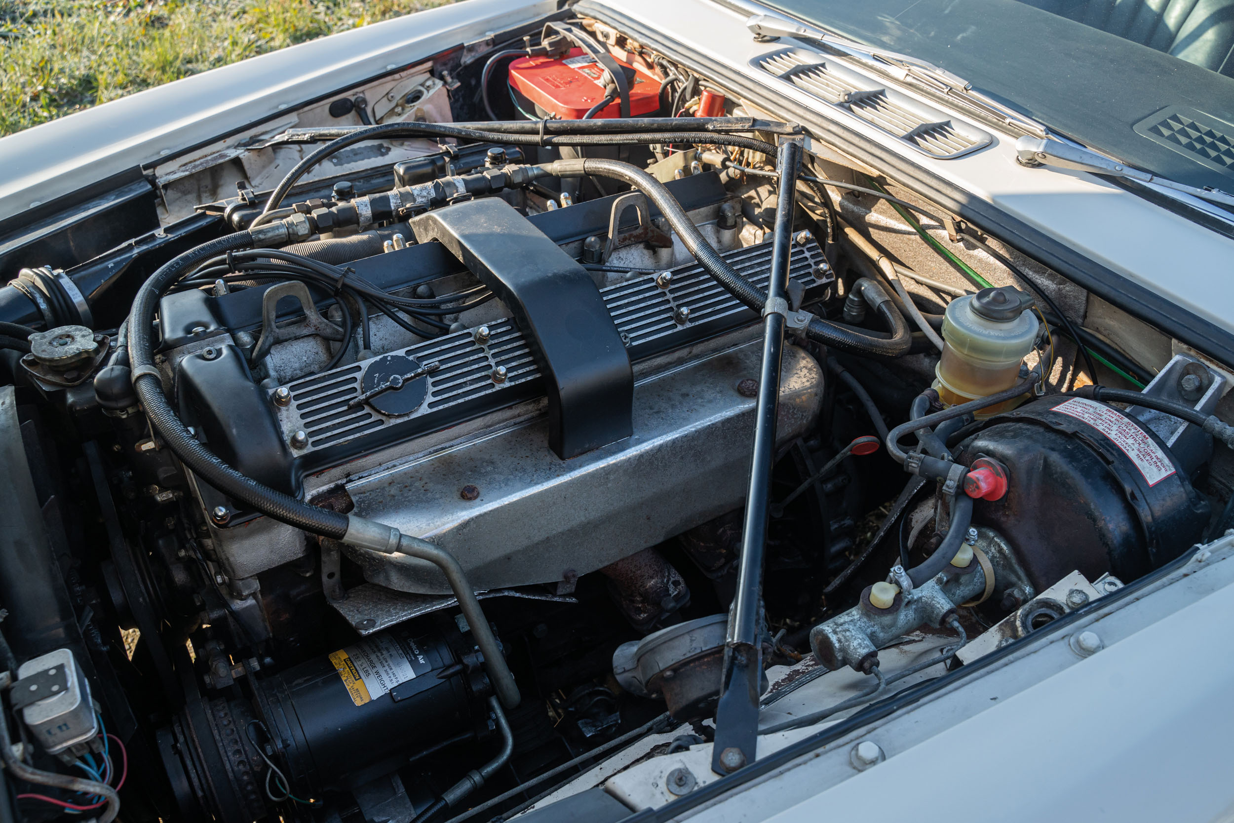 1976 JAGUAR XJ6, 4.2 - Image 6 of 6