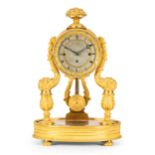 OROLOGIO A PENDOLO D'APPOGGIO IN BRONZO DORATO, SUONERIA A QUARTI, AUSTRIA 1815 CIRCA