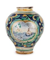 BOCCIA IN MAIOLICA POLICROMA, FORNACE DI CALTAGIRONE, SECONDA METÀ DEL XVIII SECOLO