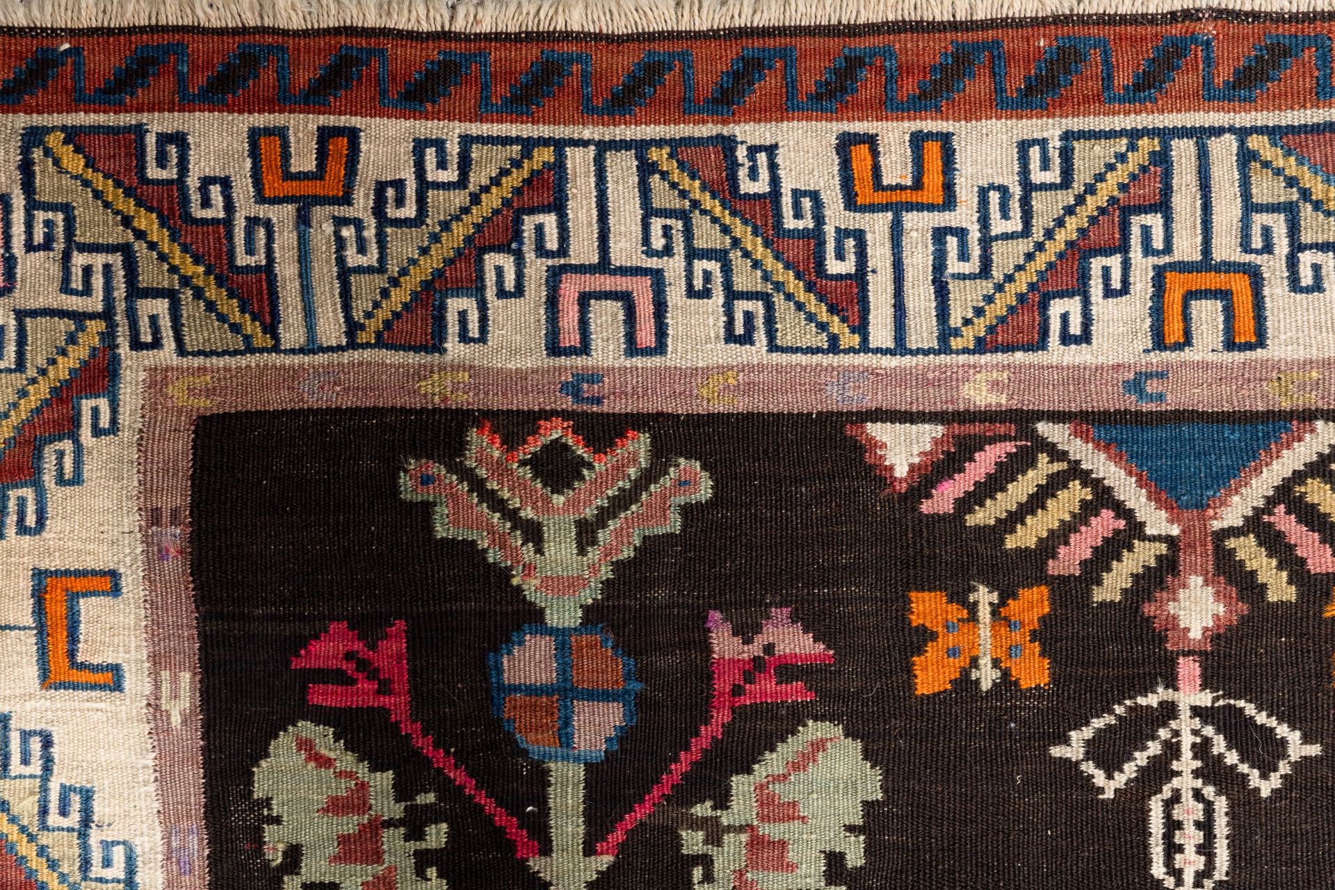 INCONSUETO KILIM ARMENO, AREA DI CONFINE CON L'AZEIRBAIJAN, DATATO 1936 - Image 2 of 6