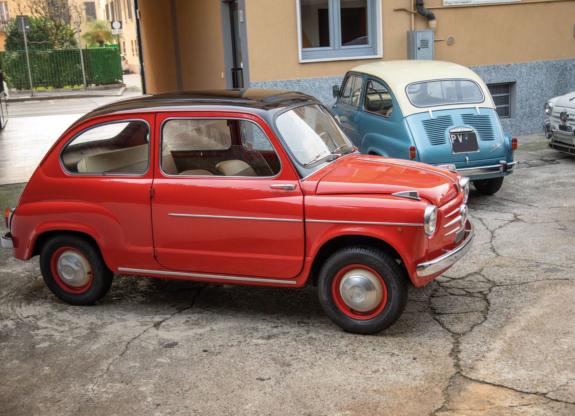 1958 FIAT 600 BICOLORE - Image 2 of 6