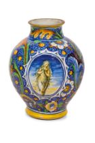 VASO IN MAIOLICA POLICROMA, BOTTEGA DI MASTRO DOMENICO, VENEZIA, CIRCA 1570-1580