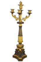 COPPIA DI CANDELABRI IN BRONZO DORATO PATINATO, PROBABILMENTE FRANCIA, XIX SECOLO