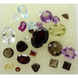 Quantity of loose gem stones including amethyst, largest L: 21 mm. P&P Group 1 (£14+VAT for the