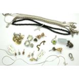 Mixed jewellery including single 9ct gold earrings, 925 silver pendants and chains. P&P Group 1 (£