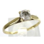 9ct gold solitaire ring set with a central CZ stone, size O, 1.3.g P&P Group 1 (£14+VAT for the